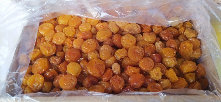 آلوچه طلایی آلوچه زرد با کیفیت عالی